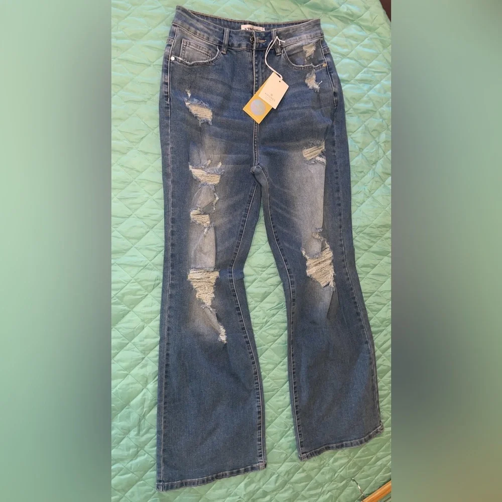 VIPONES High Waisted Ripped Flare Jeans 4R NWT Back To School - Picture 3 of 10